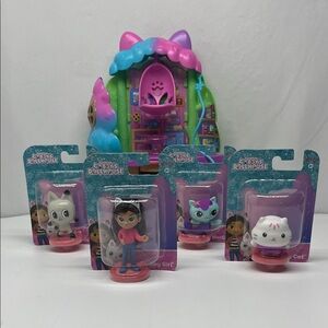 Gabby Dollhouse with Figures Playset- Multicolor
